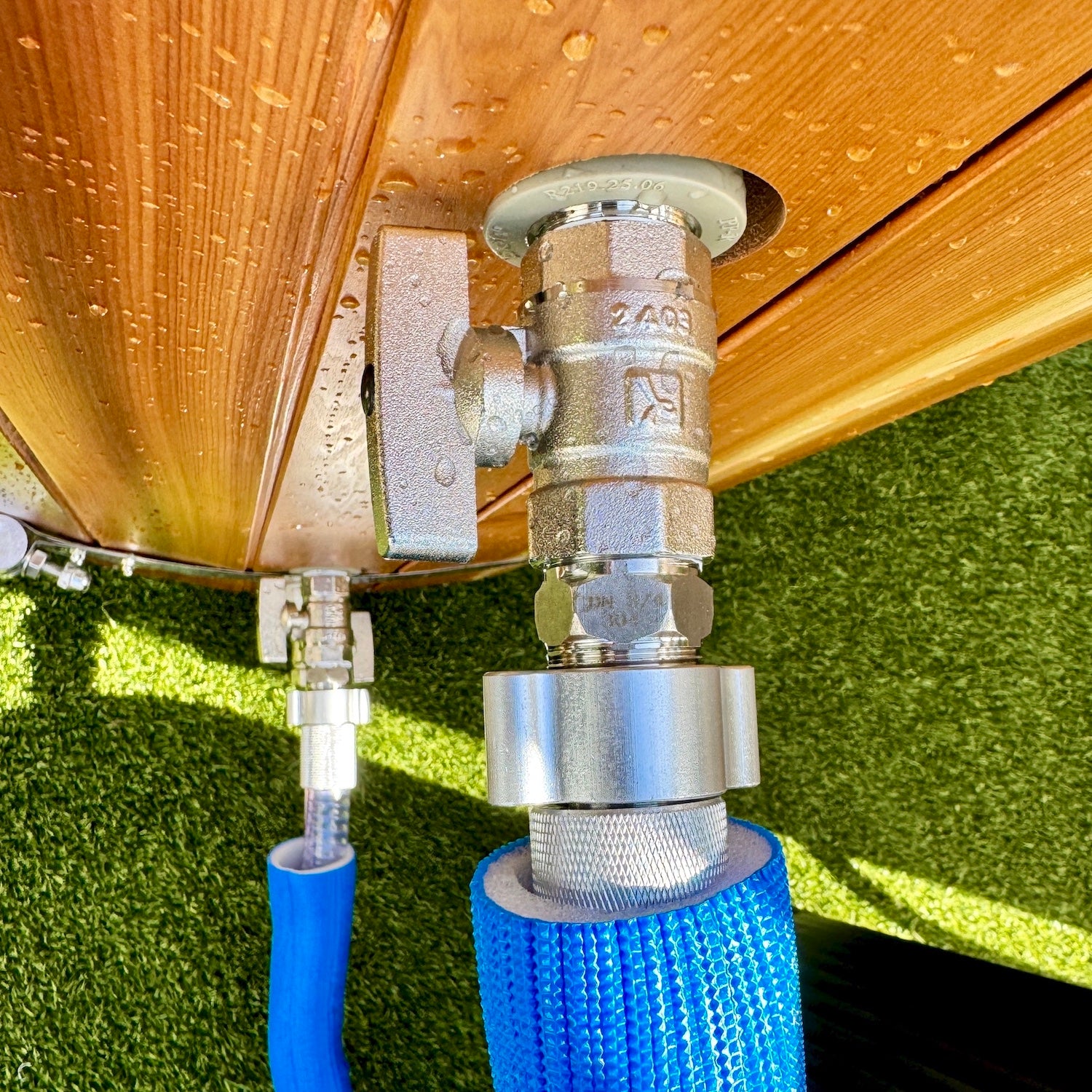 OSONE HydroGen Cedar Barrel Cold Plunge