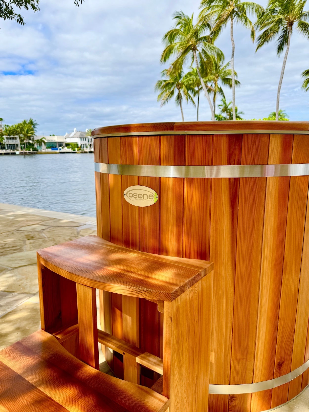 OSONE HydroGen Cedar Barrel Cold Plunge