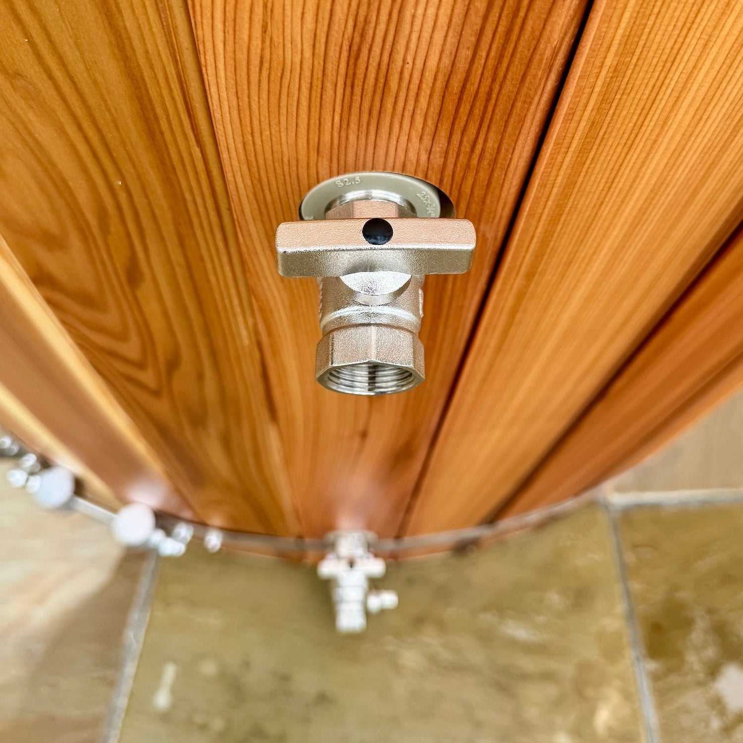 OSONE HydroGen Cedar Barrel Cold Plunge